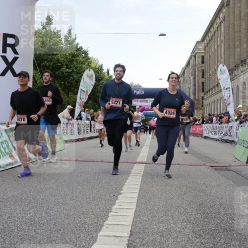 06.09.2026 - CURREX Alsterlauf Yannick Fuchs http://msf.ph/oto/10225709 06.09.2026 10:15:45 Ziel 1003, 2408, 2558, 2559, 3741, 3870, 4600, 4926, 5221, 6022, 6097 meine-sportfotos.de