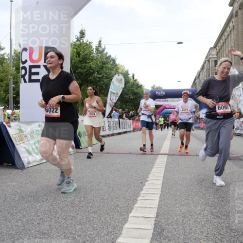 06.09.2026 - CURREX Alsterlauf Yannick Fuchs http://msf.ph/oto/10225720 06.09.2026 10:15:48 Ziel 1003, 2408, 2558, 2559, 3741, 3870, 4547, 4600, 4926, 5221, 6022, 6097 meine-sportfotos.de