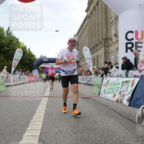 06.09.2026 - CURREX Alsterlauf Yannick Fuchs http://msf.ph/oto/10225726 06.09.2026 10:15:50 Ziel 1003, 2408, 2558, 2559, 3741, 3870, 4547, 4600, 4926, 5221, 6022, 6097 meine-sportfotos.de
