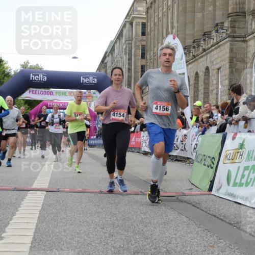 06.09.2026 - CURREX Alsterlauf Yannick Fuchs http://msf.ph/oto/10225753 06.09.2026 10:15:57 Ziel 2570, 2571, 2689, 3234, 3281, 4154, 4156, 4319, 4320, 4547, 5065, 5081, 5476, 8218 meine-sportfotos.de