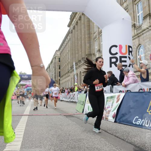 06.09.2026 - CURREX Alsterlauf Yannick Fuchs http://msf.ph/oto/10225883 06.09.2026 10:16:27 Ziel 2431, 2432, 2744, 2851, 2880, 2887, 2888, 2910, 3015, 3019, 3788, 4314, 4315, 4366, 4396, 4820, 4821, 5578, 5787 meine-sportfotos.de