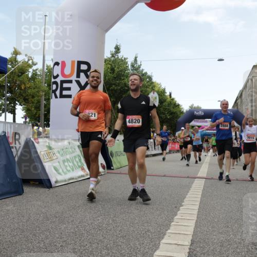 06.09.2026 - CURREX Alsterlauf Yannick Fuchs http://msf.ph/oto/10225886 06.09.2026 10:16:28 Ziel 2431, 2432, 2744, 2851, 2880, 2887, 2888, 2910, 3015, 3019, 3788, 4314, 4315, 4366, 4820, 4821, 5578, 6217 meine-sportfotos.de