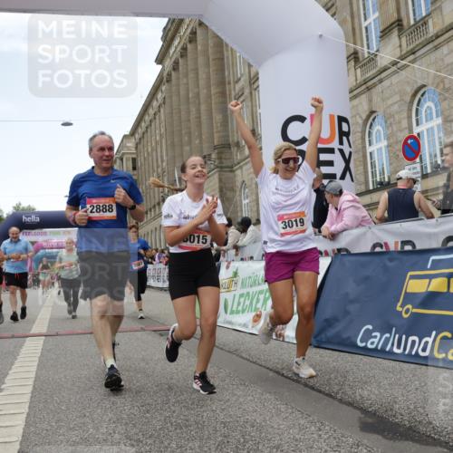 06.09.2026 - CURREX Alsterlauf Yannick Fuchs http://msf.ph/oto/10225892 06.09.2026 10:16:29 Ziel 2431, 2432, 2744, 2851, 2880, 2887, 2888, 2910, 3015, 3019, 3788, 4314, 4315, 4366, 4820, 4821, 5578, 6217 meine-sportfotos.de