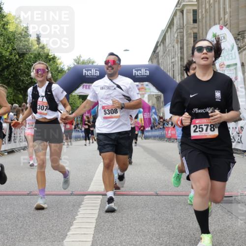 06.09.2026 - CURREX Alsterlauf Yannick Fuchs http://msf.ph/oto/10225935 06.09.2026 10:16:43 Ziel 2328, 2454, 2578, 2736, 2859, 3167, 3290, 3330, 3508, 3509, 3645, 4123, 4220, 4353, 4613, 5307, 5308, 5672, 5859, 8283 meine-sportfotos.de