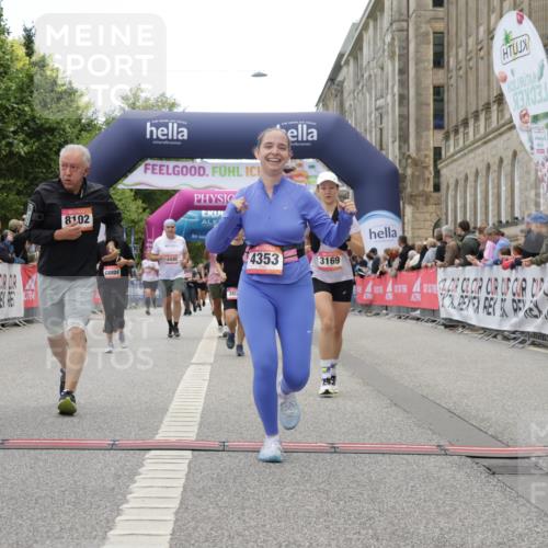 06.09.2026 - CURREX Alsterlauf Yannick Fuchs http://msf.ph/oto/10225956 06.09.2026 10:16:48 Ziel 2222, 2328, 2454, 2578, 2859, 3024, 3167, 3169, 3290, 3330, 3633, 3645, 4123, 4220, 4353, 4613, 5307, 5308, 5672, 5859, 6087, 8102 meine-sportfotos.de