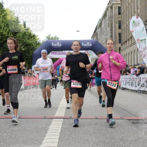 06.09.2026 - CURREX Alsterlauf Yannick Fuchs http://msf.ph/oto/10225976 06.09.2026 10:16:53 Ziel 2222, 2859, 3024, 3169, 3330, 3633, 4353, 4439, 4440, 4477, 4592, 4750, 4756, 5859, 6087, 8102 meine-sportfotos.de