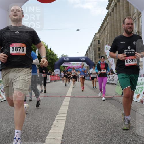 06.09.2026 - CURREX Alsterlauf Yannick Fuchs http://msf.ph/oto/10226008 06.09.2026 10:17:01 Ziel 2048, 3002, 3973, 4439, 4440, 4477, 4523, 4557, 4592, 4750, 4756, 5082, 5875, 6025, 8083, 8235, 8295 meine-sportfotos.de