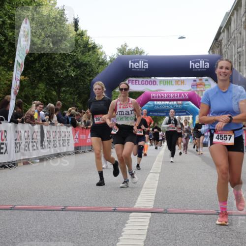06.09.2026 - CURREX Alsterlauf Yannick Fuchs http://msf.ph/oto/10226011 06.09.2026 10:17:02 Ziel 2048, 3002, 3496, 3973, 4477, 4523, 4557, 4592, 5082, 5875, 6025, 8083, 8235, 8295 meine-sportfotos.de