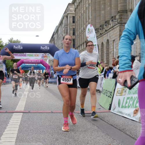 06.09.2026 - CURREX Alsterlauf Yannick Fuchs http://msf.ph/oto/10226014 06.09.2026 10:17:03 Ziel 2048, 3002, 3496, 3973, 4477, 4523, 4557, 4592, 5082, 5875, 6025, 8083, 8235, 8295 meine-sportfotos.de