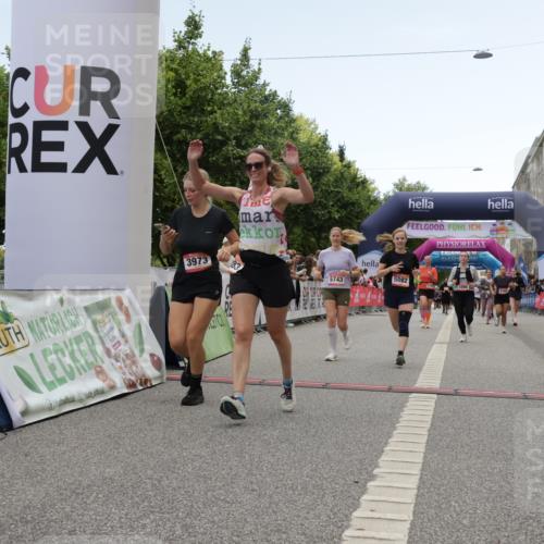 06.09.2026 - CURREX Alsterlauf Yannick Fuchs http://msf.ph/oto/10226017 06.09.2026 10:17:04 Ziel 2048, 3002, 3496, 3973, 4477, 4523, 4557, 4592, 5082, 5875, 6025, 8083, 8235, 8295 meine-sportfotos.de