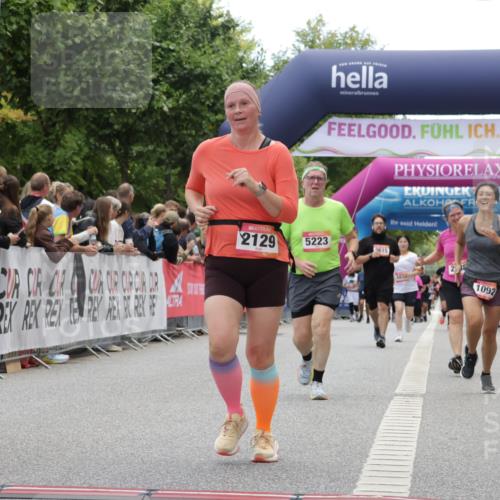 06.09.2026 - CURREX Alsterlauf Yannick Fuchs http://msf.ph/oto/10226032 06.09.2026 10:17:09 Ziel 1092, 2048, 2129, 2688, 3002, 3199, 3459, 3496, 3973, 4557, 5082, 5223, 8083 meine-sportfotos.de