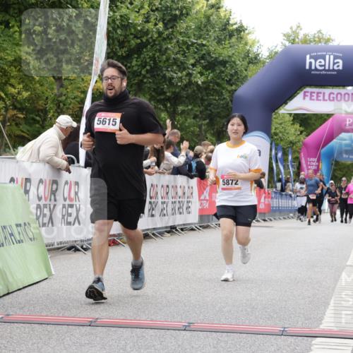 06.09.2026 - CURREX Alsterlauf Yannick Fuchs http://msf.ph/oto/10226055 06.09.2026 10:17:15 Ziel 1092, 2129, 2688, 3199, 3459, 5223, 5615, 5872, 5876 meine-sportfotos.de