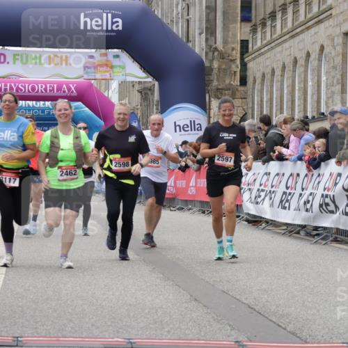 06.09.2026 - CURREX Alsterlauf Yannick Fuchs http://msf.ph/oto/10226095 06.09.2026 10:17:27 Ziel 2368, 2462, 2546, 2547, 2597, 2598, 2922, 2985, 3117, 3444, 5118, 5635, 5820, 6068, 6081, 6143 meine-sportfotos.de