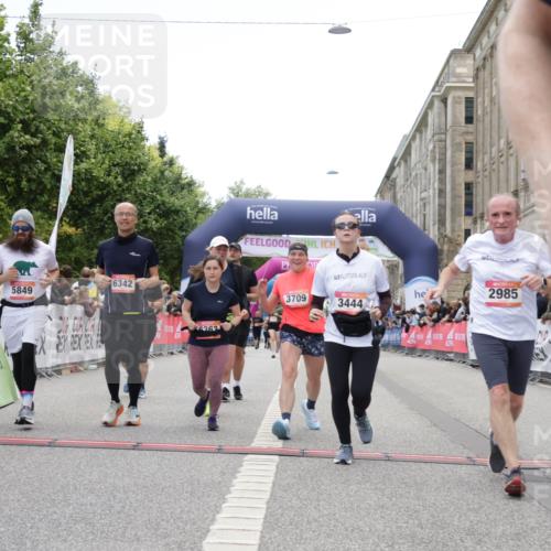 06.09.2026 - CURREX Alsterlauf Yannick Fuchs http://msf.ph/oto/10226118 06.09.2026 10:17:32 Ziel 2462, 2546, 2597, 2598, 2911, 2985, 3117, 3444, 3709, 5118, 5560, 5635, 5820, 5849, 6068, 6081, 6342, 6363, 8109 meine-sportfotos.de