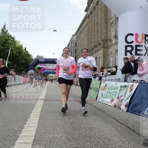 06.09.2026 - CURREX Alsterlauf Yannick Fuchs http://msf.ph/oto/10226159 06.09.2026 10:17:42 Ziel 2070, 3797, 3823, 4757, 4759, 5491 meine-sportfotos.de
