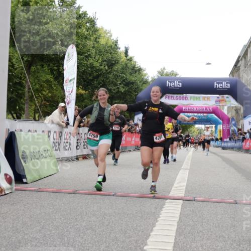 06.09.2026 - CURREX Alsterlauf Yannick Fuchs http://msf.ph/oto/10226172 06.09.2026 10:17:46 Ziel 2070, 2795, 3680, 3797, 3823, 3948, 4757, 4759, 5177, 5491 meine-sportfotos.de