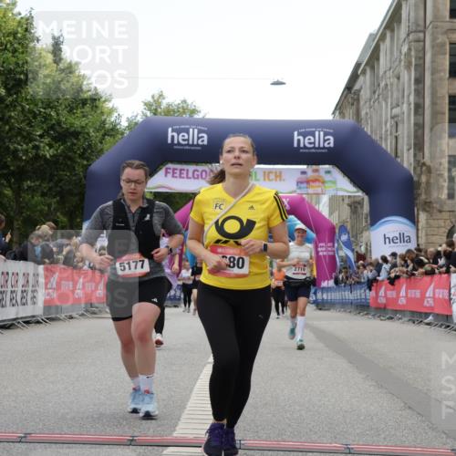 06.09.2026 - CURREX Alsterlauf Yannick Fuchs http://msf.ph/oto/10226192 06.09.2026 10:17:50 Ziel 2645, 2710, 2795, 3680, 3948, 4757, 4759, 5177 meine-sportfotos.de