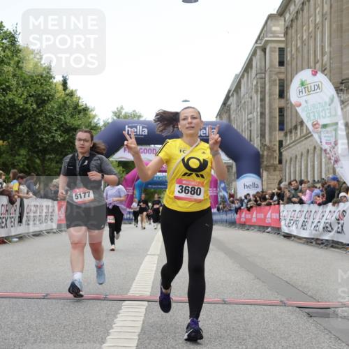 06.09.2026 - CURREX Alsterlauf Yannick Fuchs http://msf.ph/oto/10226195 06.09.2026 10:17:51 Ziel 2645, 2710, 2795, 3680, 3948, 4757, 4759, 5177 meine-sportfotos.de