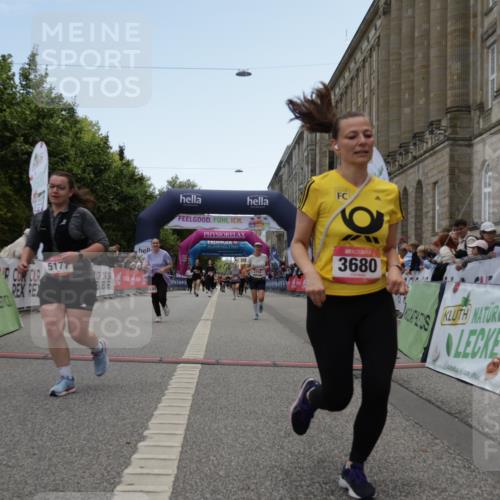 06.09.2026 - CURREX Alsterlauf Yannick Fuchs http://msf.ph/oto/10226200 06.09.2026 10:17:51 Ziel 2645, 2710, 2795, 3680, 3948, 4757, 4759, 5177 meine-sportfotos.de