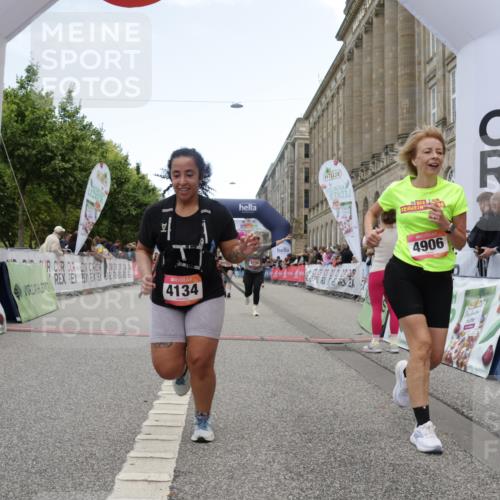 06.09.2026 - CURREX Alsterlauf Yannick Fuchs http://msf.ph/oto/10226274 06.09.2026 10:18:08 Ziel 1297, 2026, 2208, 2209, 2920, 2928, 3018, 3917, 4134, 4232, 4906, 4915 meine-sportfotos.de