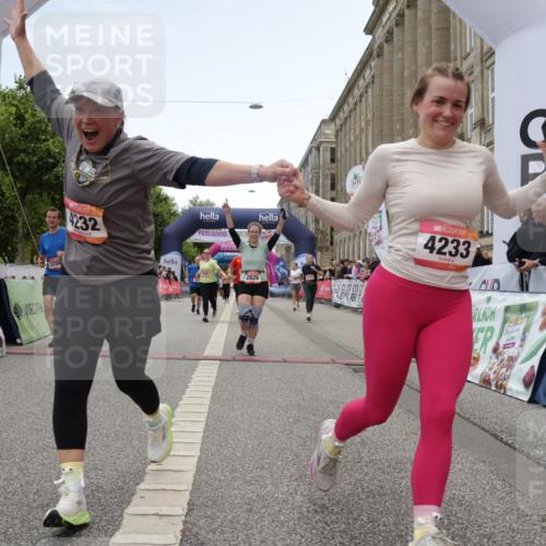 06.09.2026 - CURREX Alsterlauf Yannick Fuchs http://msf.ph/oto/10226292 06.09.2026 10:18:12 Ziel 1297, 2026, 2208, 2209, 2262, 3917, 4134, 4232, 4906, 5050, 6339, 8290 meine-sportfotos.de