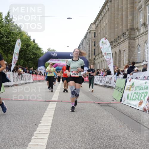 06.09.2026 - CURREX Alsterlauf Yannick Fuchs http://msf.ph/oto/10226295 06.09.2026 10:18:13 Ziel 1297, 2026, 2208, 2209, 2262, 3083, 3917, 4134, 4232, 4479, 4906, 5050, 6339, 8290 meine-sportfotos.de