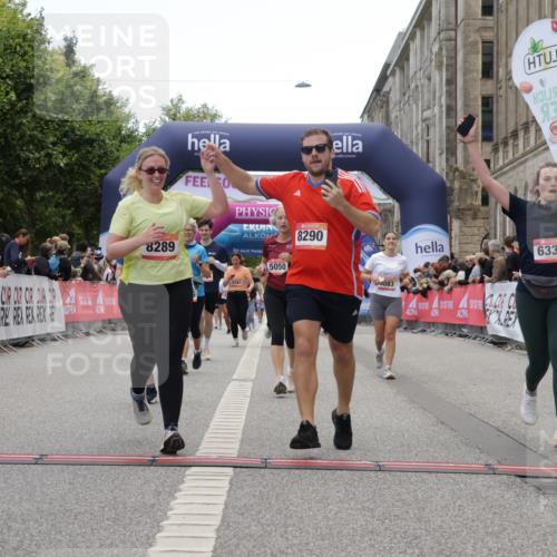 06.09.2026 - CURREX Alsterlauf Yannick Fuchs http://msf.ph/oto/10226301 06.09.2026 10:18:15 Ziel 2026, 2208, 2209, 2262, 3083, 4232, 4479, 4632, 4644, 5050, 6339, 8290 meine-sportfotos.de