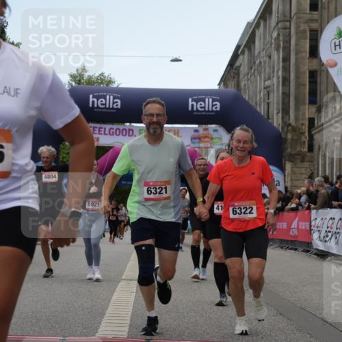 06.09.2026 - CURREX Alsterlauf Yannick Fuchs http://msf.ph/oto/10226350 06.09.2026 10:18:25 Ziel 2381, 2804, 3083, 3654, 3682, 3683, 4107, 4186, 4391, 4479, 4632, 4644, 4795, 4804, 5572, 5921, 6321, 6322 meine-sportfotos.de