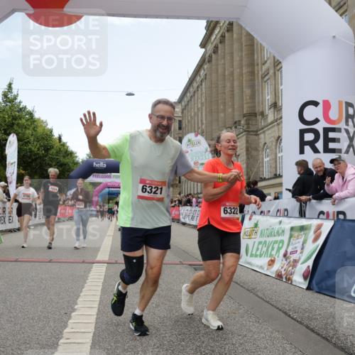 06.09.2026 - CURREX Alsterlauf Yannick Fuchs http://msf.ph/oto/10226356 06.09.2026 10:18:27 Ziel 2349, 2381, 2804, 3358, 3654, 3682, 3683, 4107, 4186, 4391, 4795, 4804, 5572, 5921, 6321, 6322 meine-sportfotos.de