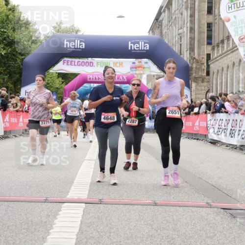 06.09.2026 - CURREX Alsterlauf Yannick Fuchs http://msf.ph/oto/10226402 06.09.2026 10:18:38 Ziel 2271, 2287, 2349, 2651, 2656, 2960, 3052, 3358, 3875, 3879, 4648, 8001 meine-sportfotos.de
