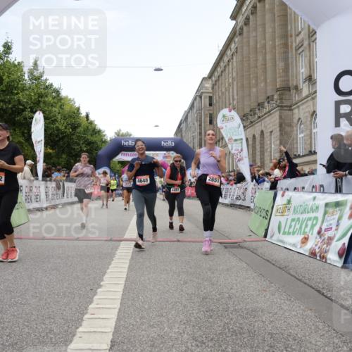 06.09.2026 - CURREX Alsterlauf Yannick Fuchs http://msf.ph/oto/10226406 06.09.2026 10:18:39 Ziel 2271, 2287, 2349, 2651, 2656, 2960, 3052, 3421, 3875, 3879, 4648, 5394, 8001 meine-sportfotos.de