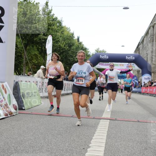 06.09.2026 - CURREX Alsterlauf Yannick Fuchs http://msf.ph/oto/10226426 06.09.2026 10:18:43 Ziel 2271, 2287, 2651, 2656, 3052, 3421, 3875, 3879, 4406, 4648, 4857, 5394, 5489, 6067, 8001 meine-sportfotos.de