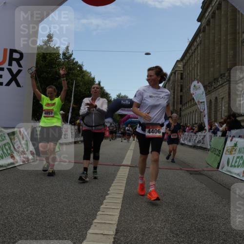 06.09.2026 - CURREX Alsterlauf Yannick Fuchs http://msf.ph/oto/10226448 06.09.2026 10:18:48 Ziel 2872, 3421, 3875, 3879, 4406, 4560, 4857, 5394, 5489, 6067 meine-sportfotos.de