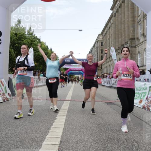 06.09.2026 - CURREX Alsterlauf Yannick Fuchs http://msf.ph/oto/10226488 06.09.2026 10:18:57 Ziel 2157, 2872, 3253, 3272, 3324, 3325, 4044, 4500, 6335 meine-sportfotos.de