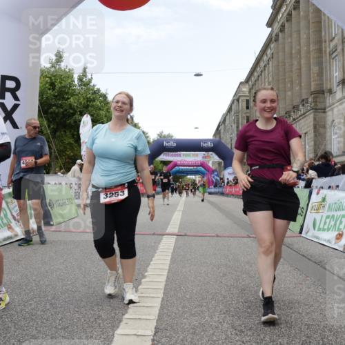 06.09.2026 - CURREX Alsterlauf Yannick Fuchs http://msf.ph/oto/10226494 06.09.2026 10:18:58 Ziel 2157, 2872, 3253, 3272, 3324, 3325, 4044, 4500, 5037, 6335 meine-sportfotos.de