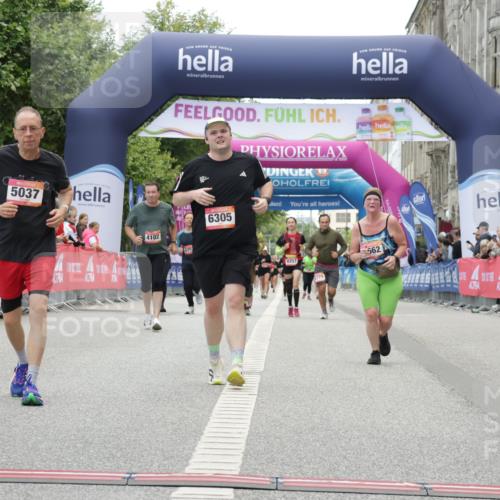 06.09.2026 - CURREX Alsterlauf Yannick Fuchs http://msf.ph/oto/10226505 06.09.2026 10:19:01 Ziel 2157, 3253, 3272, 3324, 3325, 4044, 4500, 5037, 5662, 6305, 6335 meine-sportfotos.de