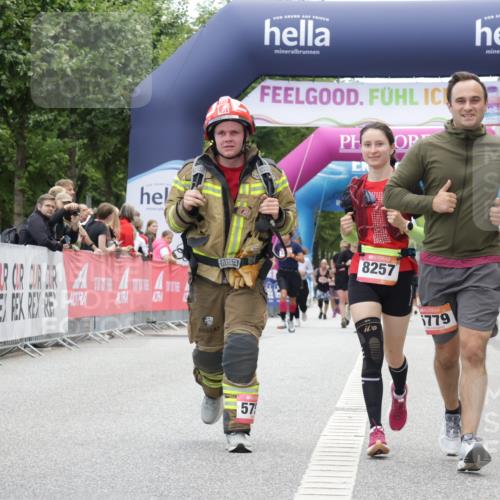 06.09.2026 - CURREX Alsterlauf Yannick Fuchs http://msf.ph/oto/10226518 06.09.2026 10:19:09 Ziel 2441, 4102, 5037, 5662, 5752, 5753, 5779, 6305, 8257 meine-sportfotos.de