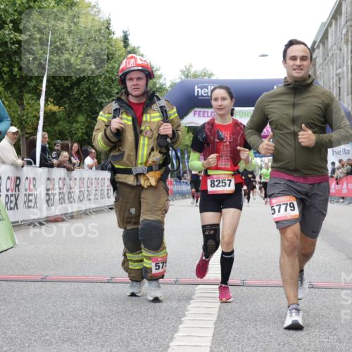 06.09.2026 - CURREX Alsterlauf Yannick Fuchs http://msf.ph/oto/10226526 06.09.2026 10:19:11 Ziel 2441, 4102, 5662, 5752, 5753, 5779, 6305, 8257 meine-sportfotos.de