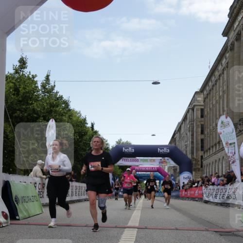 06.09.2026 - CURREX Alsterlauf Yannick Fuchs http://msf.ph/oto/10226555 06.09.2026 10:19:23 Ziel 2819, 2837, 3207, 3669, 3713, 4665, 5422, 5426, 5427, 5788, 5795 meine-sportfotos.de