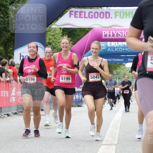 06.09.2026 - CURREX Alsterlauf Yannick Fuchs http://msf.ph/oto/10226580 06.09.2026 10:19:33 Ziel 2292, 2293, 3145, 5042, 5043, 5195, 5196, 5376, 5422, 5426, 5427, 5648, 5795 meine-sportfotos.de