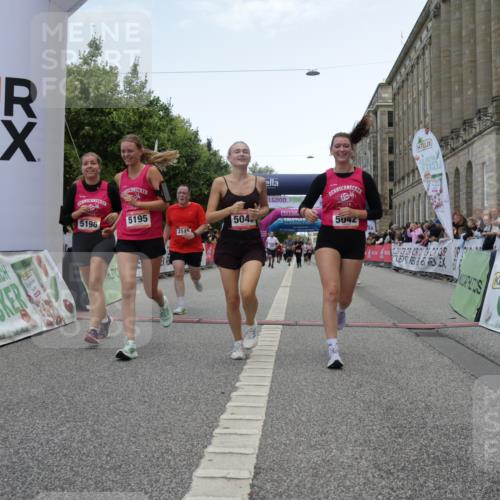 06.09.2026 - CURREX Alsterlauf Yannick Fuchs http://msf.ph/oto/10226599 06.09.2026 10:19:37 Ziel 2292, 2293, 3145, 4480, 5042, 5043, 5195, 5196, 5376, 5648 meine-sportfotos.de