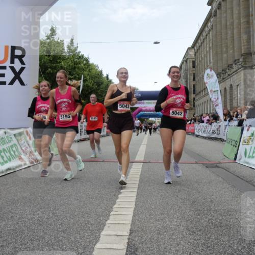 06.09.2026 - CURREX Alsterlauf Yannick Fuchs http://msf.ph/oto/10226600 06.09.2026 10:19:37 Ziel 2292, 2293, 3145, 4480, 5042, 5043, 5195, 5196, 5376, 5648 meine-sportfotos.de