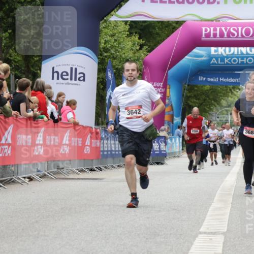 06.09.2026 - CURREX Alsterlauf Yannick Fuchs http://msf.ph/oto/10226610 06.09.2026 10:19:40 Ziel 2292, 2293, 3145, 3642, 4480, 5042, 5043, 5195, 5196, 5376, 5648 meine-sportfotos.de