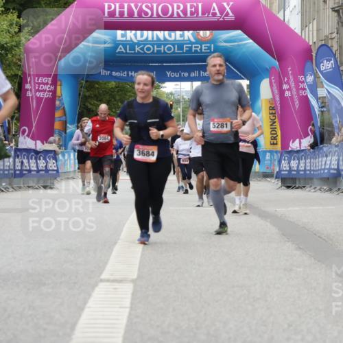 06.09.2026 - CURREX Alsterlauf Yannick Fuchs http://msf.ph/oto/10226616 06.09.2026 10:19:42 Ziel 3145, 3642, 4480, 5042, 5043, 5195, 5196, 5281 meine-sportfotos.de