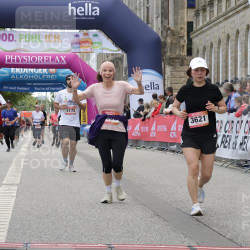 06.09.2026 - CURREX Alsterlauf Yannick Fuchs http://msf.ph/oto/10226629 06.09.2026 10:19:48 Ziel 3359, 3621, 3642, 3684, 5281 meine-sportfotos.de
