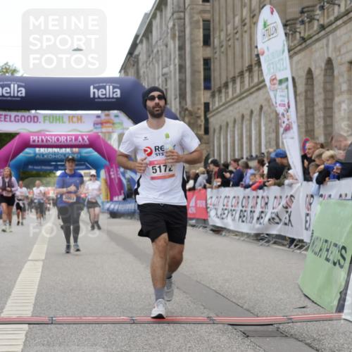 06.09.2026 - CURREX Alsterlauf Yannick Fuchs http://msf.ph/oto/10226641 06.09.2026 10:19:53 Ziel 2084, 3003, 3359, 3417, 3621, 3684, 5172, 5281 meine-sportfotos.de