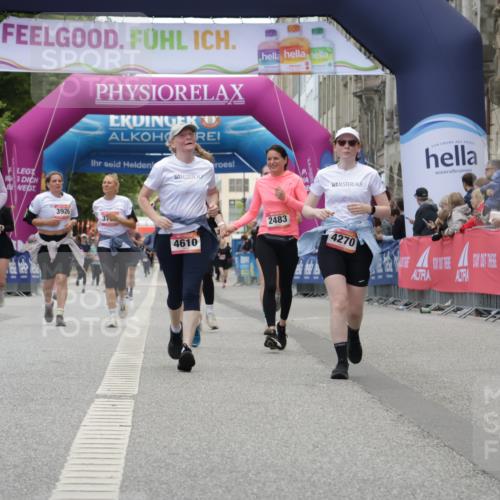 06.09.2026 - CURREX Alsterlauf Yannick Fuchs http://msf.ph/oto/10226656 06.09.2026 10:19:58 Ziel 2031, 2084, 3003, 3359, 3417, 4270, 4610, 4767, 5172 meine-sportfotos.de