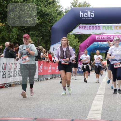 06.09.2026 - CURREX Alsterlauf Yannick Fuchs http://msf.ph/oto/10226662 06.09.2026 10:19:59 Ziel 2031, 2084, 2482, 2483, 3003, 3417, 4270, 4610, 4767, 5172 meine-sportfotos.de