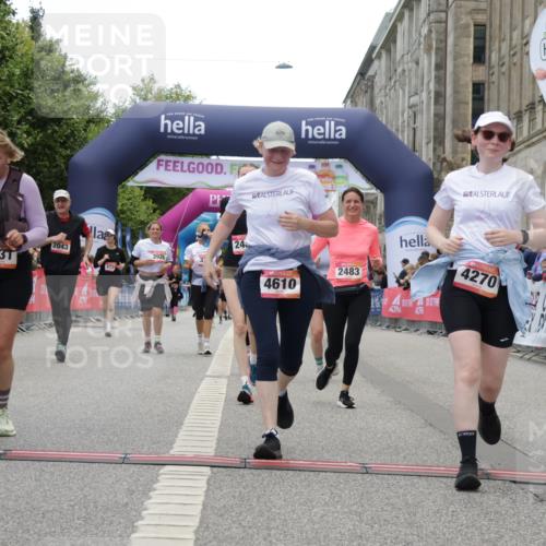 06.09.2026 - CURREX Alsterlauf Yannick Fuchs http://msf.ph/oto/10226669 06.09.2026 10:20:02 Ziel 2031, 2043, 2084, 2482, 2483, 3003, 3417, 4270, 4610, 4767, 5580, 5581 meine-sportfotos.de