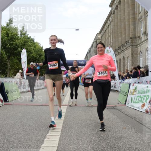 06.09.2026 - CURREX Alsterlauf Yannick Fuchs http://msf.ph/oto/10226676 06.09.2026 10:20:05 Ziel 2031, 2043, 2482, 2483, 3769, 3926, 4270, 4610, 4767, 5580, 5581 meine-sportfotos.de